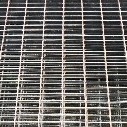 Bar grating